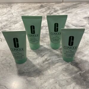 CLINIQUE 7 day scrub cream rinse-off formula